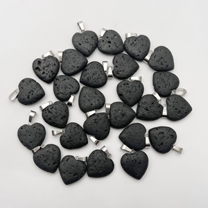 Bellissimo ciondolo <span class=keywords><strong>a</strong></span> <span class=keywords><strong>forma</strong></span> <span class=keywords><strong>di</strong></span> <span class=keywords><strong>cuore</strong></span> in cristallo <span class=keywords><strong>di</strong></span> Shungite da 25mm per collana <span class=keywords><strong>di</strong></span> gioielli - Product Image 4