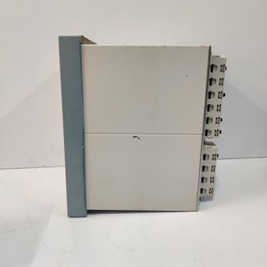 Relé de Transformador SIPROTEC 7UT61 Original Nuevo de Fábrica 7UT6131-6EB92-1BB0FF Para PLC - Product Image 4