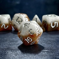 Ensemble complet de 7 dés polyédriques en résine scintillante marron et blanc de qualité supérieure pour collectionneurs de jeux de société