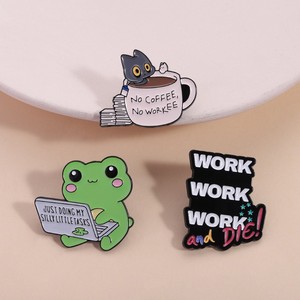 小动物、青蛙、猫、咖啡杯、工作胸针、配饰、金属徽章、项链、奖章 - Product Image 1