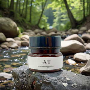 Crema Facial Hidratante con Polipéptidos OEM/ODM, 6 Péptidos Activos, Alfa Arbutina, Hidratante, Nutritiva, Calmante, Alantoína, Agua - Product Image 5