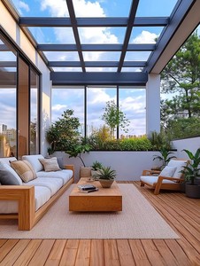 Véranda extérieure moderne Yuantai en aluminium imperméable avec toit en verre trempé double, design incliné pour hôtel, villa, jardin, patio - Product Image 3