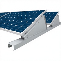 Structure solaire lestée réglable pour toitures TPO/EPDM sans nécessité de pénétration dans le toit