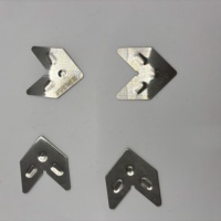 Plaque d'angle en acier inoxydable à deux points de fixation pour injection, connecteur d'angle en aluminium pour colle de fenêtre