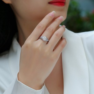 13327 hợp thời trang Thời Trang S925 Sterling Silver bạc moissanite Nhẫn cao cấp Thiết kế thời trang với hình bầu dục <span class=keywords><strong>Ruby</strong></span> của phụ nữ Bán Buôn Đồ trang sức - Product Image 5