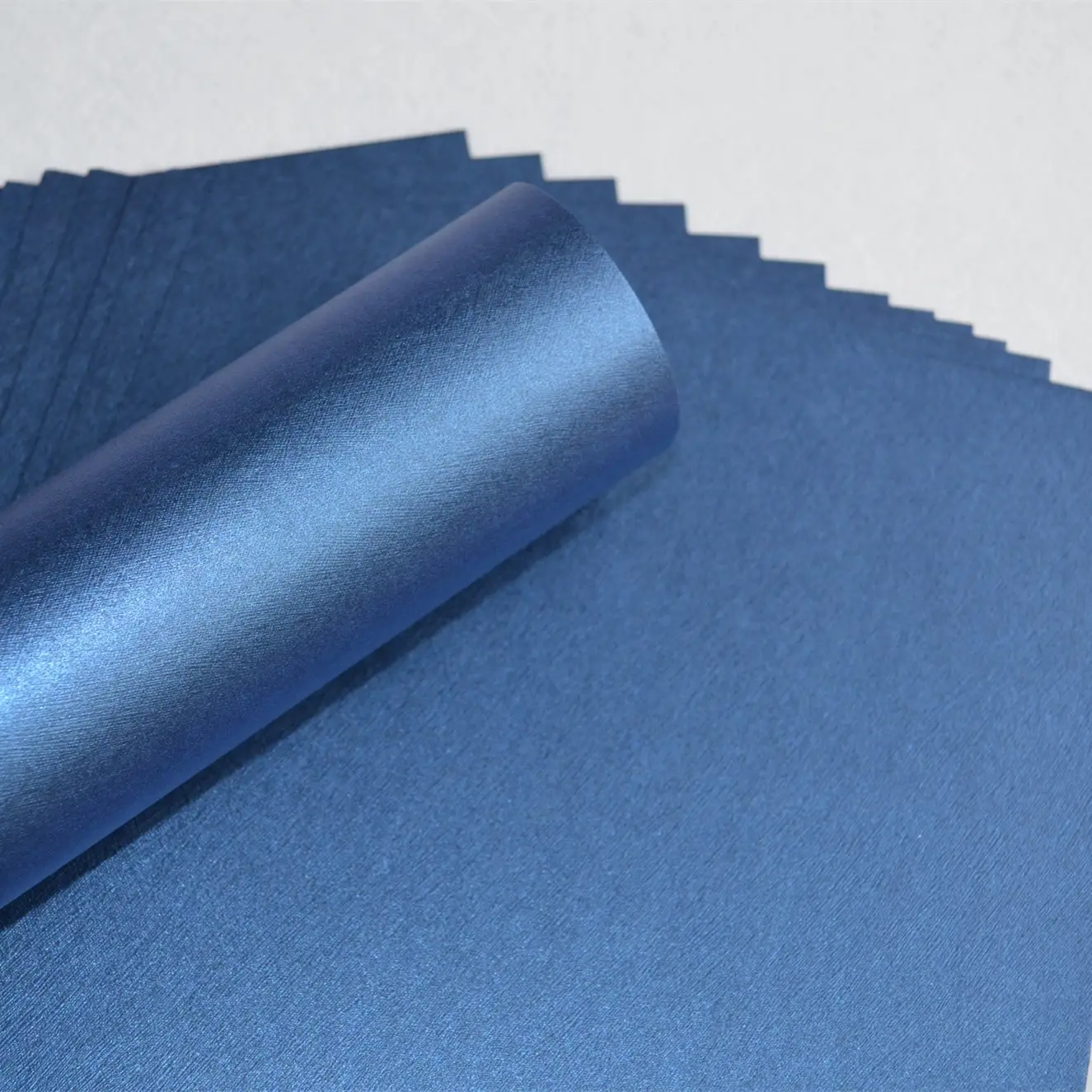 Бумажной фабрики 787*1092 мм 250gsm Двусторонняя мерцание быстрое высыхание Блестящий металлический картон перламутровая бумага лист