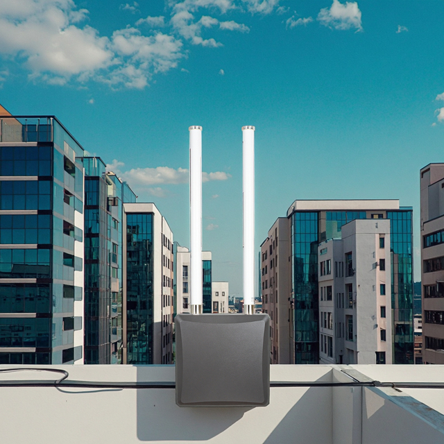 Industrial Outdoor LoRaWAN Gateway with 16 Channels and GPS Support