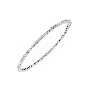 Bracelet minimaliste en argent pour femme, style élégant, finition brillante, bijou à porter au quotidien, option cadeau de mariage, bracelets et joncs en diamant - Product Image 1