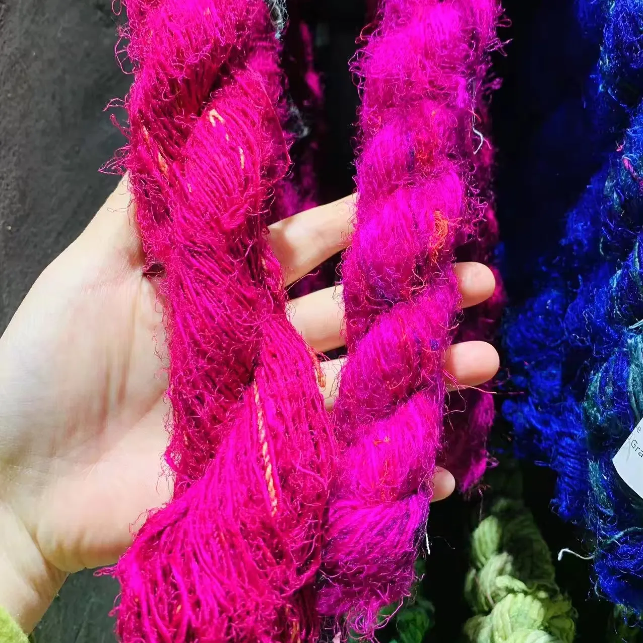 2024 nhà máy bán buôn nhiều màu nhập khẩu Sợi lụa cho Diy handmade phụ kiện