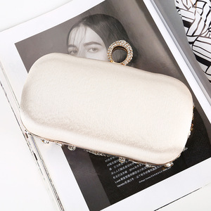 Elegante Borsa da Sera in <span class=keywords><strong>Raso</strong></span> con Motivi Floreali, Pochette da Donna con Diamanti e Strass, Borsetta da Cerimonia - Product Image 2