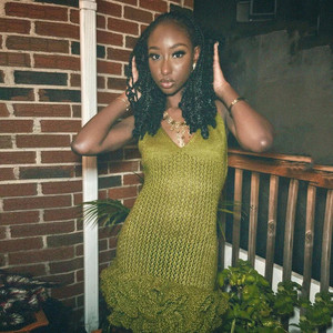 Abito con volant a maglia - Product Image 5