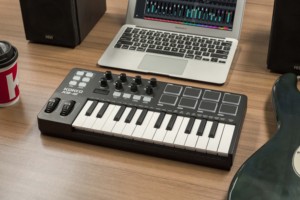 ตัวควบคุมคีย์บอร์ด <span class=keywords><strong>Kokko</strong></span> FKB-25mini MIDI สินค้าใหม่ - Product Image 2