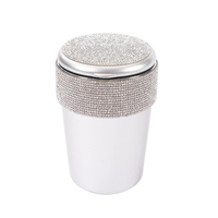 Nouvel Cendrier de Voiture Portable 2026 avec Décoration Diamantée, Cendrier en Plastique pour Cigarettes avec Écran LED, Emballage Boîte