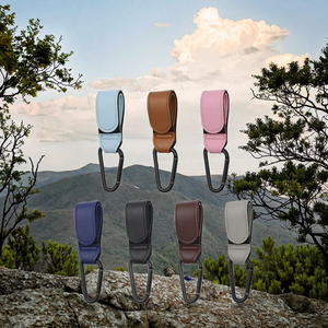 Gancho para Cochecito de Bebé de Cuero PU, Clip Duradero para Bolsas, Multiusos, para Botellas, Ropa, Colgador de Macetas, para Todas las Estaciones, Hecho en China, para el Hogar y Exteriores - Product Image 4