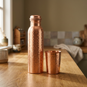 Juego de Botellas de Agua de Cobre Ecológicas Personalizadas OEM de BS International, Hechas a Mano, 100% Cobre Puro, con Tapa Apta para Lavavajillas - Product Image 1