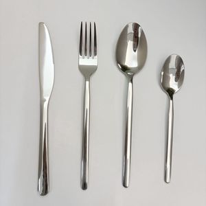 ชุดช้อนส้อมสแตนเลส 4 ชิ้น มีด ส้อม ช้อน สำหรับใช้ในบ้าน โรงแรม ทนทาน สีพื้น - Product Image 4