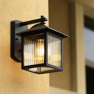 <span class=keywords><strong>2023</strong></span> vente chaude classique extérieur cour appliques murales étanche LED avec base en aluminium éclairage de jardin décoratif du nouvel an - Product Image 5