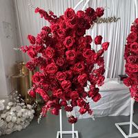 Susunan Bunga Mawar Sutra Buatan Tangan IFG 120x55cm, Latar Belakang Bunga Artifisial Merah Romantis untuk Hari Pernikahan dan Hari Valentine