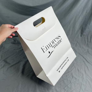 Bolsas de Papel Blancas con Asa Troquelada Personalizadas - Bolsas de Compras con Logotipo Impreso Personalizado para Peluquería y Belleza - Product Image 5