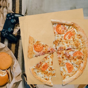 Vassoio per Pizza in Carta da Forno Separante Assorbente Antiolio Rivestito in Carta Patinata Monouso di Grado Alimentare con Stampa Personalizzata - Product Image 2