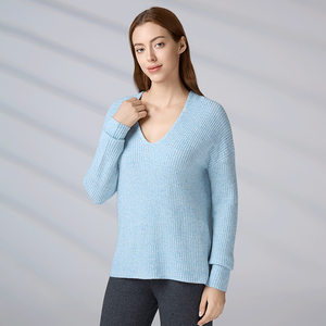 ผู้ผลิตเสื้อถักไหมพรม เสื้อไหมพรมคอวีทรงหลวม สีฟ้าอ่อน สไตล์ลำลอง สำหรับผู้หญิง ฤดูใบไม้ร่วง ฤดูหนาว แบบสั่งทำพิเศษ - Product Image 6