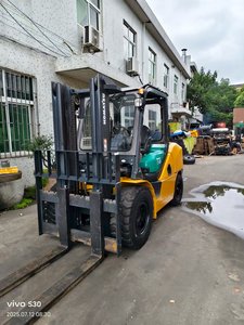 מלגזה דיזל משומשת קומטסו FD50, 3 טון, שנתונים 2018-2020, תורן דו-שלבי, מנוע ליבה, רכיבי PLC ותיבת הילוכים, יפן - Product Image 3