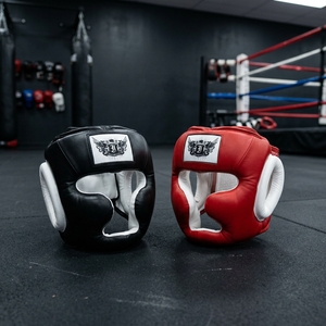 อุปกรณ์ป้องกันศีรษะสำหรับกีฬาแบบดั้งเดิม IRON PUNCH โครงแมกนีเซียม วัสดุรีไซเคิล หนังเทียมคุณภาพสูง บุหนา 4 ชั้น - Product Image 4