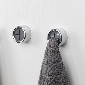 Crochets pour serviettes de salle de bain Stickers muraux adhésifs ronds <span class=keywords><strong>Porte</strong></span>-serviettes chromé - Product Image 4