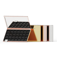 Palette de fards à paupières en plastique cosmétique avec 28 fards de différentes couleurs, emballage personnalisé, rose doré métallisé, compact de maquillage