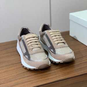 รองเท้ากีฬาลำลองผู้หญิงแบบสวมสบาย ดีไซน์หรูหราประดับลูกปัด หนังกลับและผ้าตาข่าย รุ่นใหม่ต้นฤดูใบไม้ผลิ ขายส่งจากโรงงาน พื้นหนา เหมาะสำหรับเดิน - Product Image 6