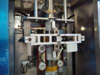 Machine d'emballage verticale automatique pour le pesage et l'emballage des grains de café, des aliments secs, du riz, des pâtes, des amandes, des cacahuètes, des granulés