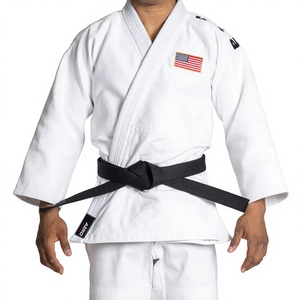 AERO AFI Kimono de Judo Blanc Unisexe en Polyester Durable Coupe Ample pour Adulte Tenue de Compétition Tissu 480g Logo Personnalisable sur le Devant - Product Image 1