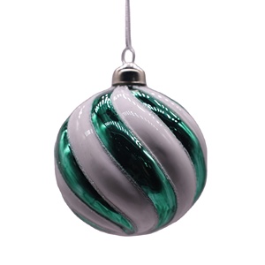 Le <span class=keywords><strong>globe</strong></span> en <span class=keywords><strong>verre</strong></span> est l'une des décorations de sapin de Noël les plus populaires en Europe - Product Image 1