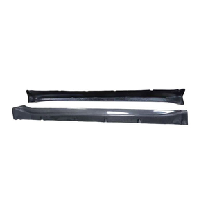 Jupes latérales en fibre de carbone style C pour Model Y 2018-2024 - Product Image 4