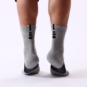Athletic Socks Mid-Calf Breathable Sweat-Wicking For Basketball Running Outdoor Sports White Gray Black Solid Color Polyester - Product Image 4