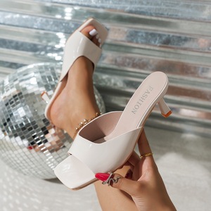 Sandales compensées à talon épais et bout carré ornées de strass, style français, pour femme, été 2026 - Product Image 1