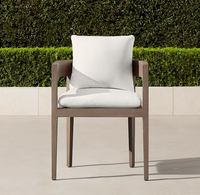 Table et chaises de salle à manger d'extérieur Alibaba de qualité supérieure en bois massif pour hôtels, cours et villas – Vente en gros