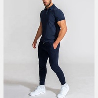 Personnalisé Respirant Ajusté Piqué Tissu Stretch Poignets Élastiques Polo Trois Boutons Muscle Fit Coton Spandex Polo Hommes