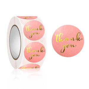 Rollo de Etiquetas Adhesivas Personalizadas a Prueba de Agua con Estampado Dorado para Logotipo Personalizado y Regalos - Product Image 2