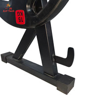 Support de rangement multifonctionnel pour haltères, barres et kettlebells, idéal pour optimiser l'espace de votre salle de sport à domicile