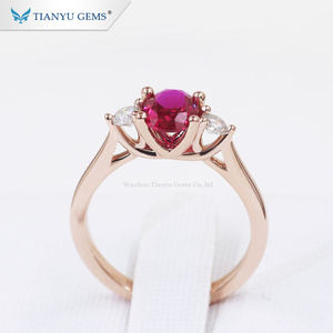 Tianyu Gems 5x7mm 1,4ct Ovaler Labor-Rubin Ring Maßgefertigt 18k 14K Roségold Damen Hochzeit Verlobung 3-Stein-Ringe Vintage-Schmuck - Product Image 2
