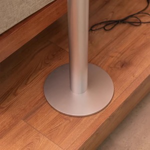 Lámpara de Pie Moderna Minimalista LED con Control Táctil Plateada para Sala de Estar, Dormitorio e Iluminación del Hogar - Product Image 5
