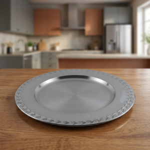 Ensemble d'assiettes de charge en acier inoxydable écologique avec gaufrage de feuilles Vaisselle de gros pour mariage - Product Image 1
