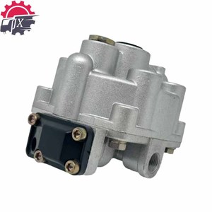 공장 직접 트럭 공기 브레이크 밸브 KN30100 KN30200 KN30300 KN30400 트럭 브레이크 밸브 부품 트럭 액세서리 - Product Image 2