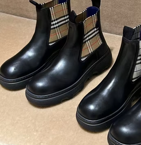 Chaussures de créateur Burberres de haute qualité, chaussures décontractées personnalisées de luxe pour femmes, chaussures plates et respirantes confortables pour hommes - Product Image 3