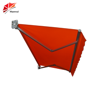 Auvent rétractable moderne en alliage d'aluminium avec voile en polyester enduit de PU, pare-soleil pliable pour usage commercial extérieur