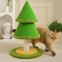 Tour à gratter pour chat en forme de sapin de Noël en sisal, base stable, jouet d'affûtage des griffes pour chat d'intérieur, décoration de Noël pour animaux de compagnie