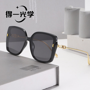 Square Oversized <b>Sunglasses</b> For Women Black Metal Frame UV400 Light Weight - Product Image 1