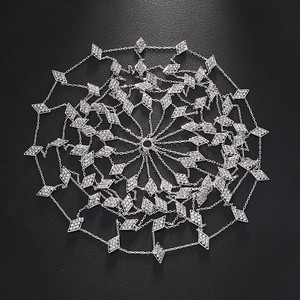 Chaîne <span class=keywords><strong>de</strong></span> <span class=keywords><strong>cheveux</strong></span> tendance en <span class=keywords><strong>strass</strong></span> pour femme, accessoire <span class=keywords><strong>de</strong></span> coiffure <span class=keywords><strong>de</strong></span> mariée en maille, style européen et américain, idéal pour les bals <span class=keywords><strong>de</strong></span> promo - Vente flash - Product Image 4