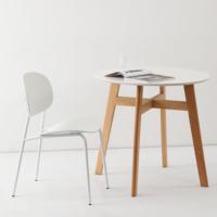 Ensemble de table et chaises de salle à manger nordique en gros, table ronde moderne en bois blanc MDF avec 4 chaises pour café et cuisine